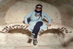 صورة المؤلف منى حارس